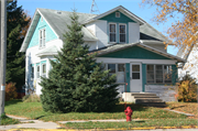 901 ACADEMY ST 901 ACADEMY ST, a Side Gabled house, built in Elroy, Wisconsin in 1920.