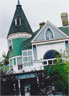 2619 W STATE ST, a Queen Anne house, built in Milwaukee, Wisconsin in 1889.