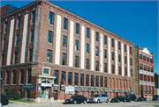 204-224 W WASHINGTON ST, a Astylistic Utilitarian Building industrial building, built in Milwaukee, Wisconsin in .