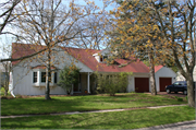 446 WILCOX CT, a Colonial Revival/Georgian Revival house, built in De Pere, Wisconsin in 1957.