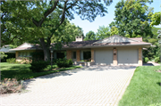 815 E ST FRANCIS RD, a Ranch house, built in De Pere, Wisconsin in 1954.