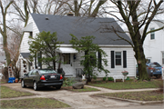 2506 COOLIDGE ST 2506 COOLIDGE ST, a Side Gabled house, built in Madison, Wisconsin in 1943.