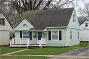 2721 MYRTLE ST 2721 MYRTLE ST, a Side Gabled house, built in Madison, Wisconsin in 1947.
