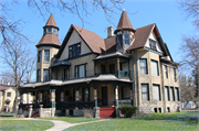 406 MULBERRY ST, a Queen Anne house, built in Lake Mills, Wisconsin in 1881.
