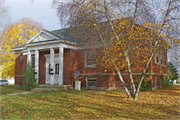 505 THOMPSON ST 505 THOMPSON ST, a Neoclassical/Beaux Arts school – elem/middle/jr high/high, built in Portage, Wisconsin in 1917.