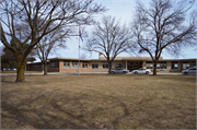 800 S 35TH ST, a Contemporary school – elem/middle/jr high/high, built in Manitowoc, Wisconsin in 1952.