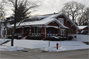 860 LINCOLN BLVD 860 LINCOLN BLVD, a Craftsman house, built in Manitowoc, Wisconsin in 1916.