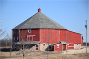 2540 WESTERN AVE, a Astylistic Utilitarian Building centric barn, built in Jackson, Wisconsin in .