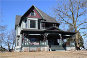 155 BRANCH ST / STATE HIGHWAY 83, a Queen Anne house, built in Hartford, Wisconsin in 1898.
