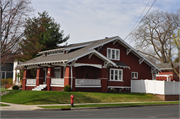 860 LINCOLN BLVD 860 LINCOLN BLVD, a Craftsman house, built in Manitowoc, Wisconsin in 1916.