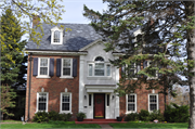 903 LINCOLN BLVD, a Colonial Revival/Georgian Revival house, built in Manitowoc, Wisconsin in 1929.