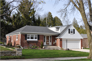 606 OAK ST, a Minimal Traditional house, built in Manitowoc, Wisconsin in 1951.