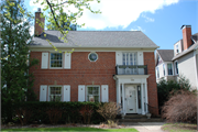2009 MAIN ST, a Colonial Revival/Georgian Revival house, built in Stevens Point, Wisconsin in 1924.