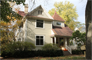 1731 N 69TH ST, a Queen Anne house, built in Wauwatosa, Wisconsin in 1890.