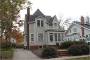 7425 WATSON AVE 7425 WATSON AVE, a Queen Anne house, built in Wauwatosa, Wisconsin in 1900.
