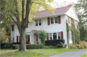 8041 WARREN AVE 8041 WARREN AVE, a Colonial Revival/Georgian Revival house, built in Wauwatosa, Wisconsin in 1915.