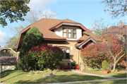 2205 N 60TH ST, a Bungalow house, built in Wauwatosa, Wisconsin in 1926.