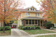2171 N 64th Street, a American Foursquare house, built in Wauwatosa, Wisconsin in 1923.