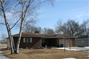 2724 GRAND AVE, a Ranch house, built in Campbell, Wisconsin in 1970.