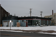 624 MAIN ST E, a Contemporary gas station/service station, built in Menomonie, Wisconsin in .