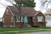 820 PLUMER ST 820 PLUMER ST, a Side Gabled house, built in Wausau, Wisconsin in 1951.