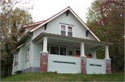 1102 WASHINGTON ST, a Front Gabled house, built in Wausau, Wisconsin in 1917.