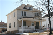 605 S 5TH AVE, a American Foursquare house, built in Wausau, Wisconsin in 1905.
