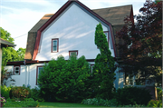3324 N SHEPARD AVE, a Dutch Colonial Revival house, built in Milwaukee, Wisconsin in 1909.
