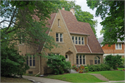 6828 GRAND PARKWAY 6828 GRAND PARKWAY, a English Revival Styles house, built in Wauwatosa, Wisconsin in 1926.
