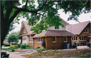 5204 W WASHINGTON BLVD, a Bungalow house, built in Milwaukee, Wisconsin in 1922.
