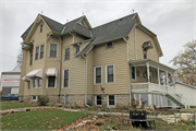 105 W CHURCH ST 105 W CHURCH ST, a Queen Anne house, built in Oakfield, Wisconsin in 1890.