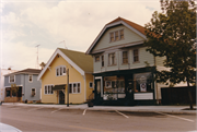 608-10 MILWAUKEE ST 608-10 MILWAUKEE ST, a Front Gabled house, built in Delafield, Wisconsin in .