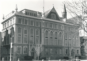 1121 W WISCONSIN AVE, a Late Gothic Revival university or college building, built in Milwaukee, Wisconsin in 1906.
