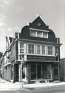 1112-1114 W LINCOLN AVE, a German Renaissance Revival large retail building, built in Milwaukee, Wisconsin in 1919.