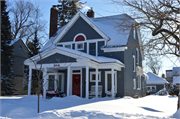 304 E 5TH ST, a Colonial Revival/Georgian Revival house, built in Superior, Wisconsin in 1895.